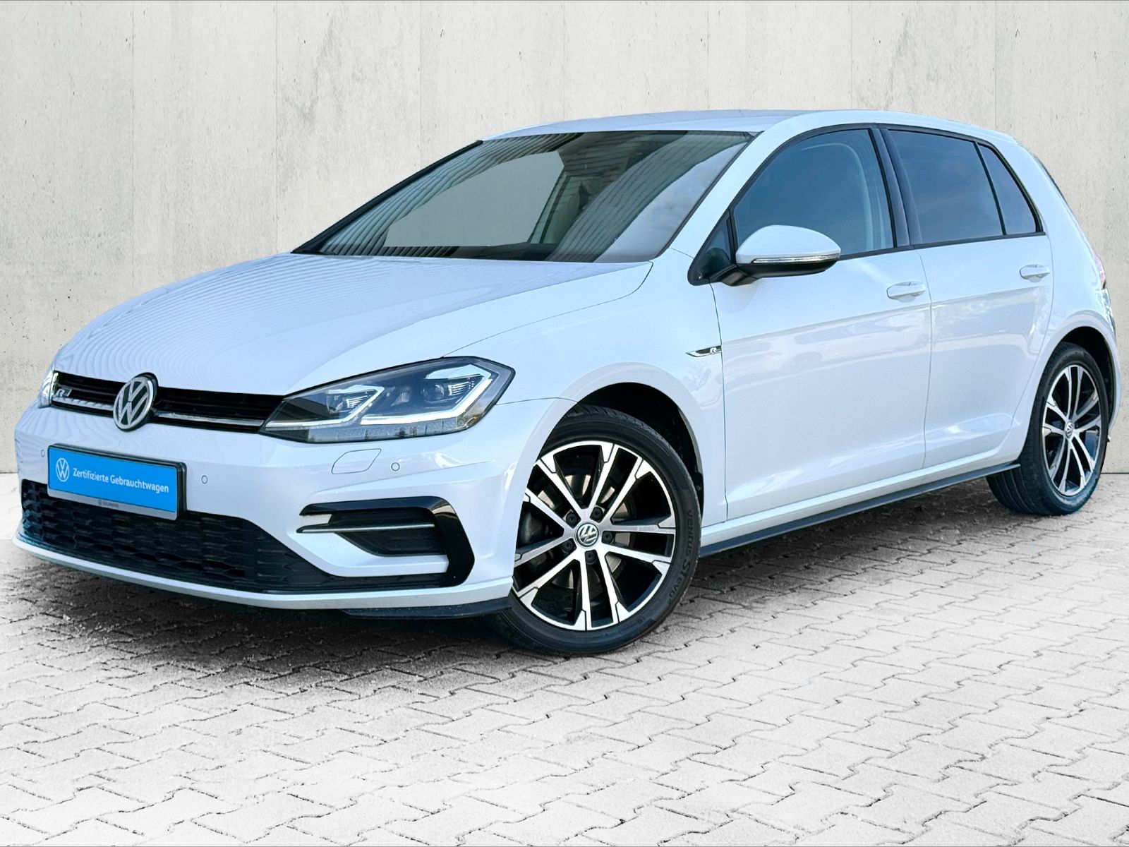 Golf VII 1.5 TSI R-LINE  *LED*NAVI*ACC*