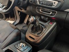 Fahrzeugabbildung Renault Scenic III Paris ( NAVI/AHK )