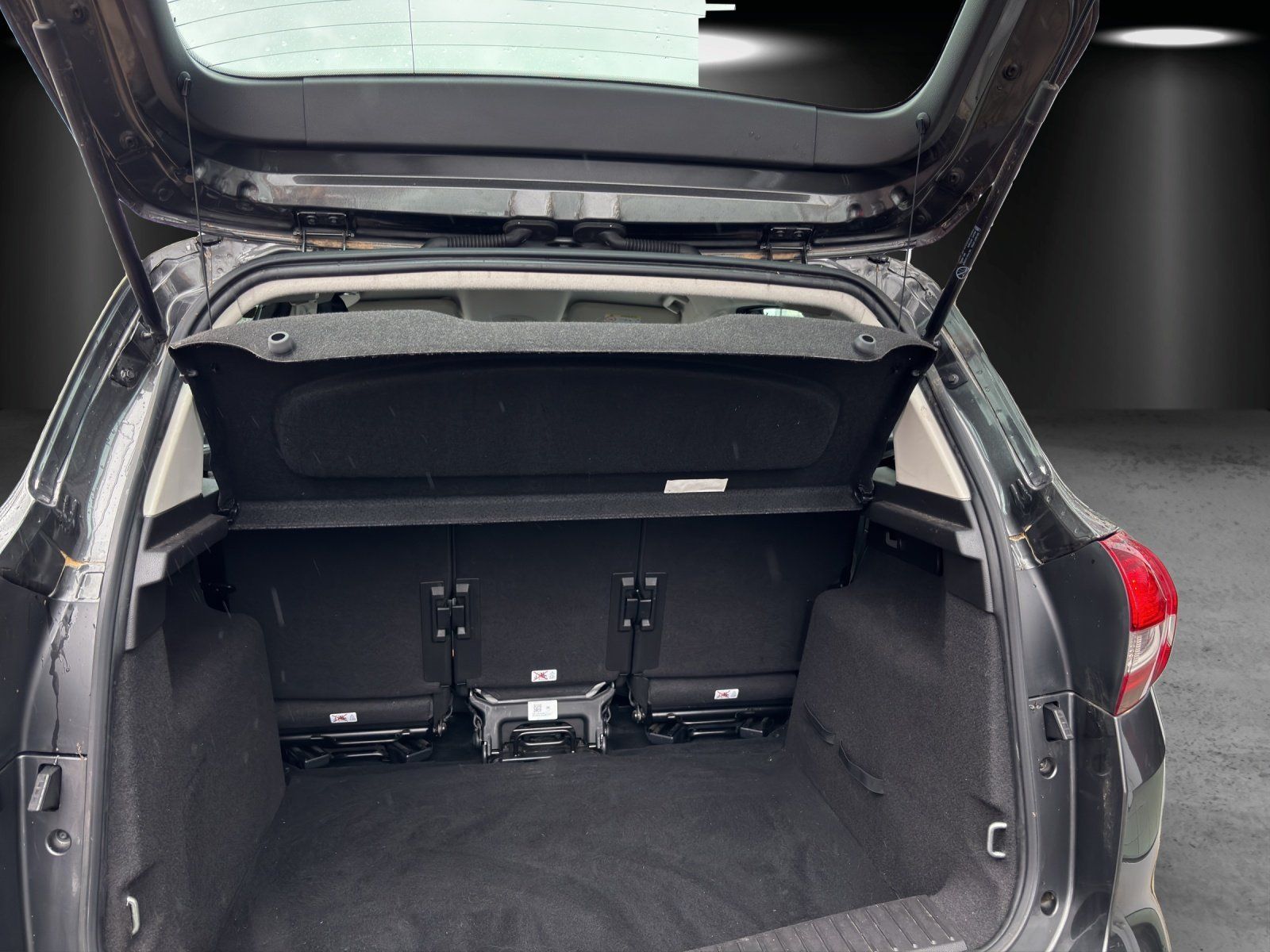 Fahrzeugabbildung Ford C-Max 1.0 EcoBoost Cool&Connect Start/Stopp