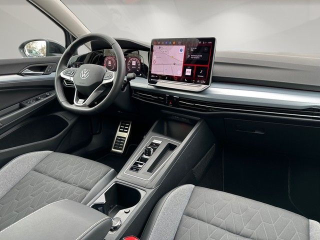 Fahrzeugabbildung Volkswagen Golf VIII 2.0TDI DSG "GOAL" LED+ACC+AHK+KAM+++