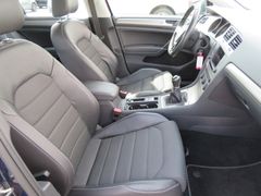 VW Golf VII 1.2 TSI Comfortline Comp.Media 15'' Erg VW Golf VII 1.2 TSI Comfortline Comp.Media 15'' Erg