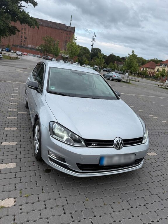 Image of Volkswagen Golf