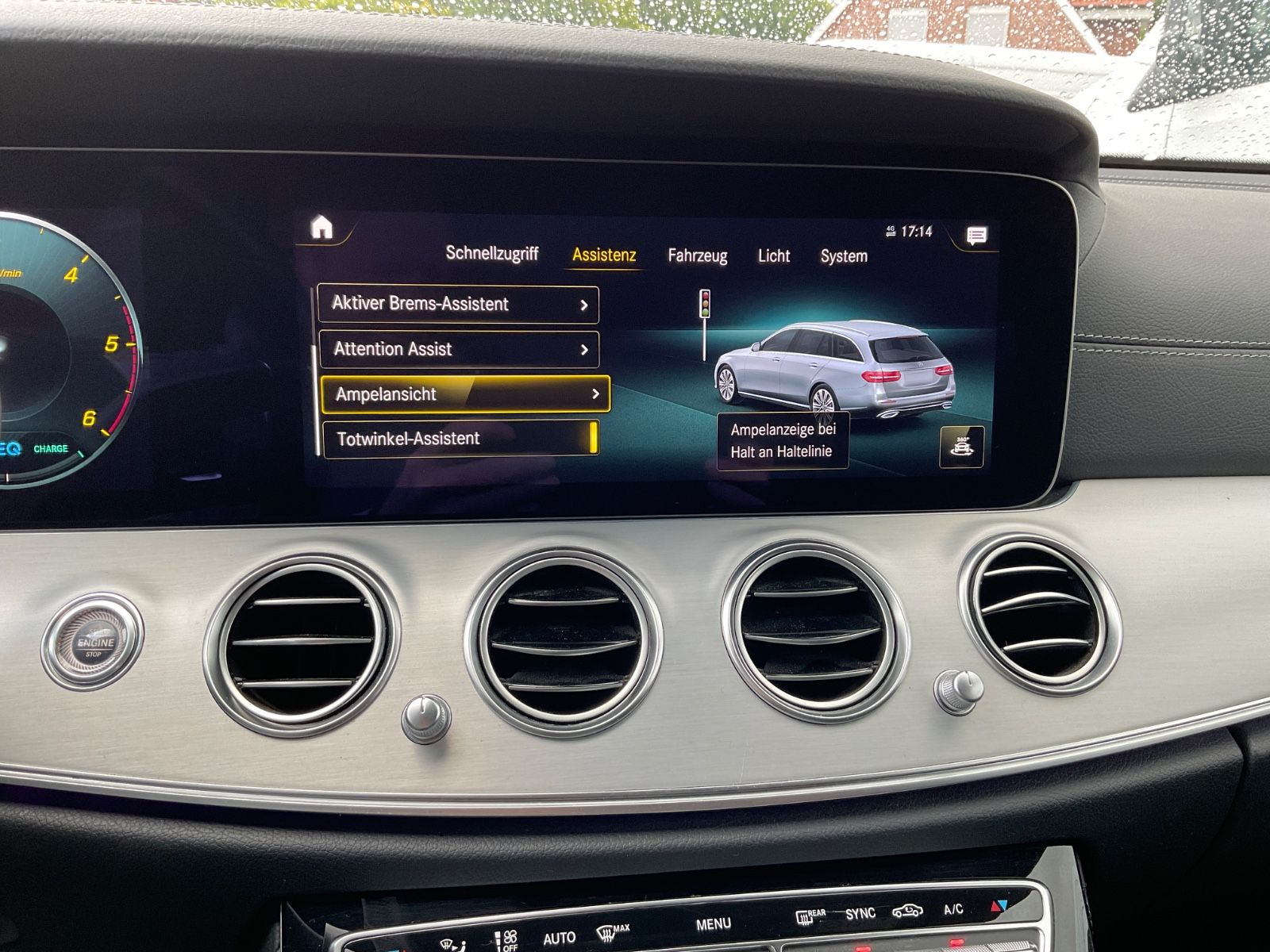 Fahrzeugabbildung Mercedes-Benz E 220 d T 4M,AMG, Memory,Kamera,AHK,Burmester
