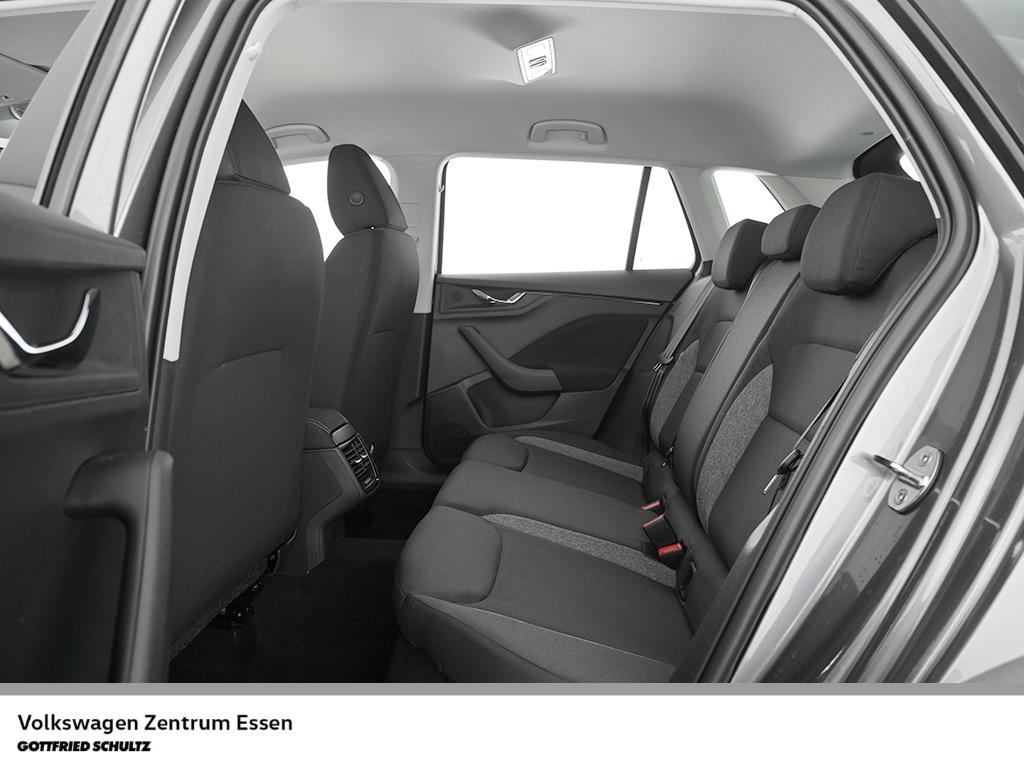 Skoda Kamiq Essence 1 0 TSI LED SH PDC