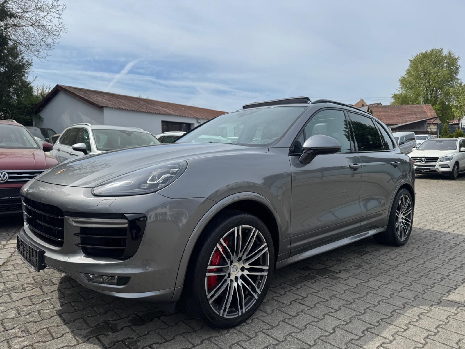 Porsche Cayenne GTS