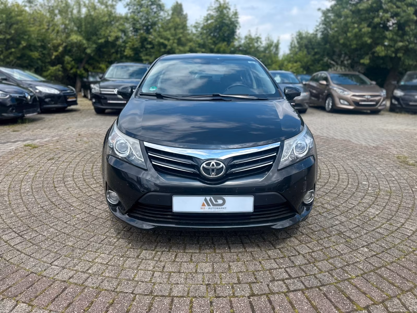 Toyota Avensis TÜV Neu, AHK, 2.Hand