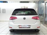 Volkswagen Golf VII GTI DSG 2.Hand Scheckheft Navi Pano - Cars in Solingen