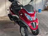 Piaggio MP3 400 LT - PIAGGIO MP3 LT