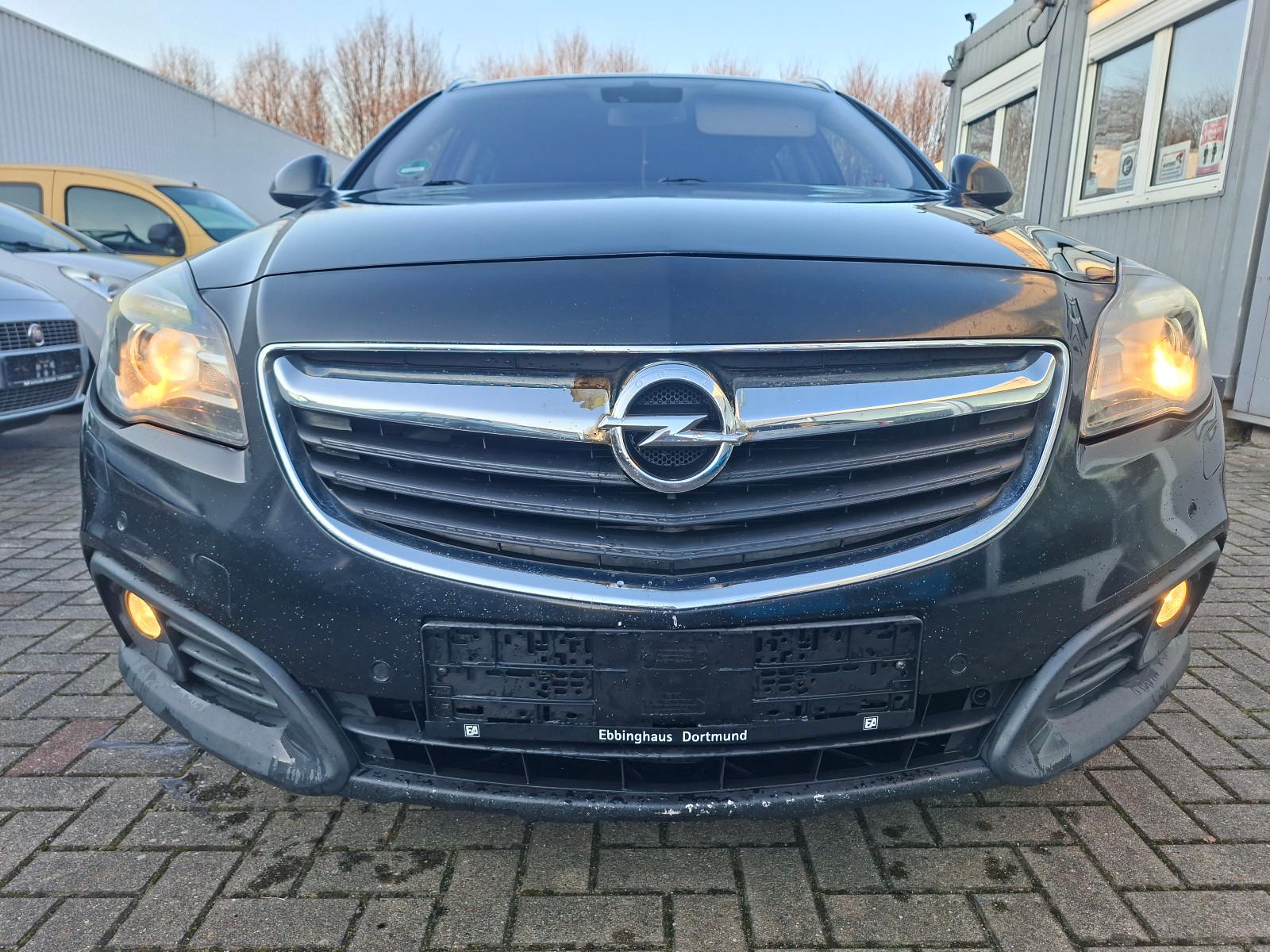 Opel Insignia A Country Tourer Basis, Navi, LED, PDC.