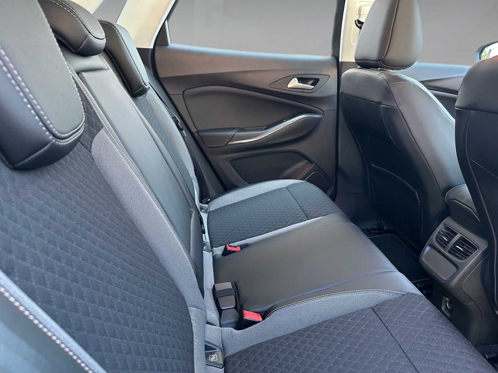 Opel Grandland (X) – Bild 5