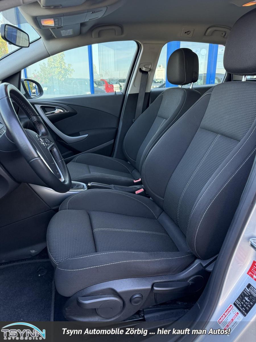 Opel Astra 2013 — photo 9