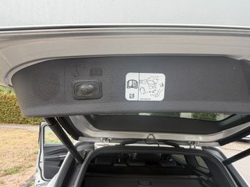 Ford Kuga - 11