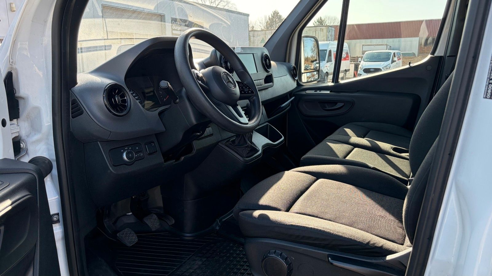 Fahrzeugabbildung Mercedes-Benz Sprinter III 316 CDI Koffer LBW