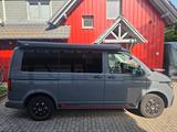 Volkswagen VW Multivan 6.1 mit Aufstelldach, Campingausbau - Volkswagen: Kleinbus, mit Aufstelldach