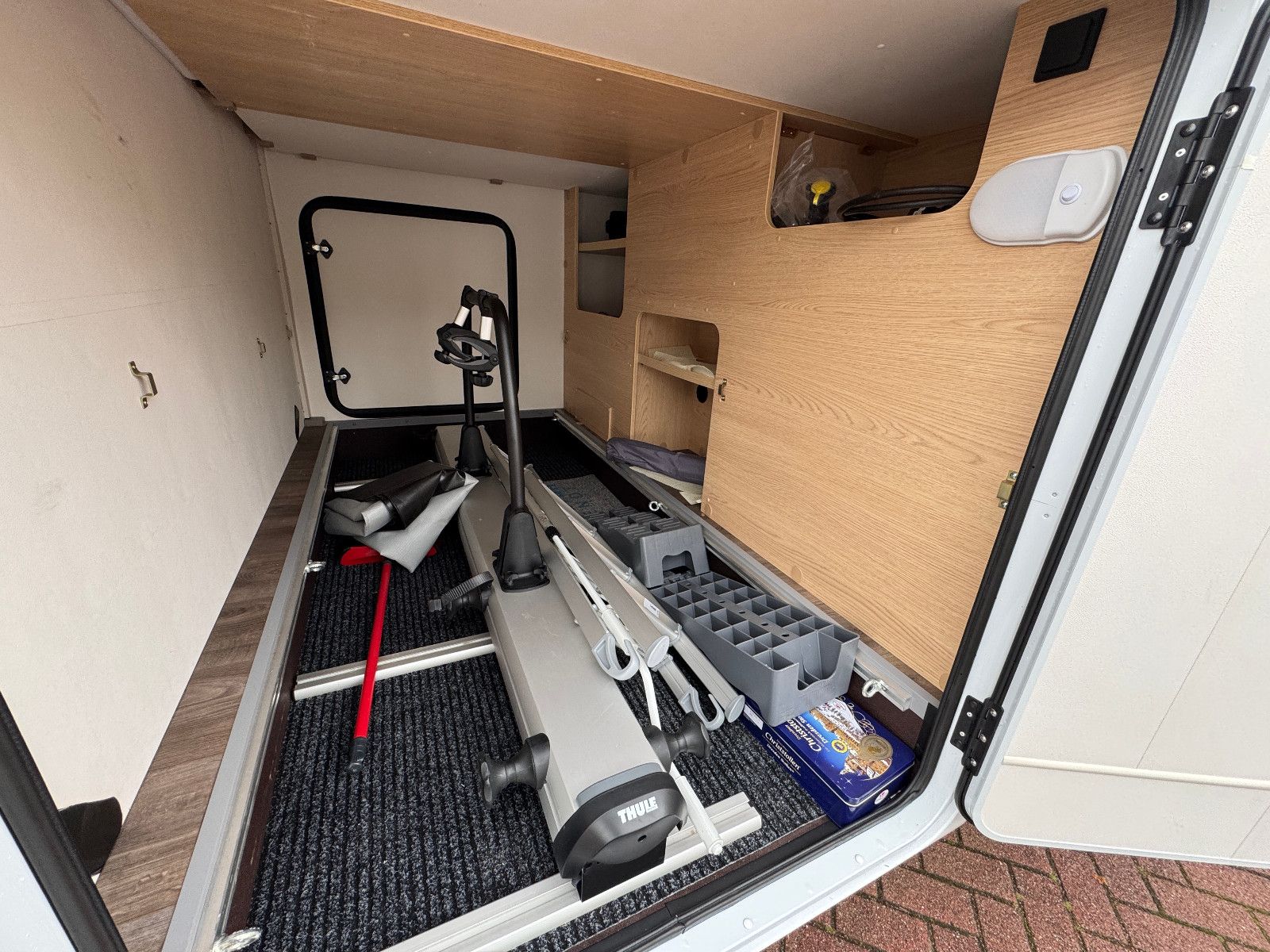 Fahrzeugabbildung Sunlight ADVENTURE EDITION T 68 1HAND KEIN MIETER HUBBETT