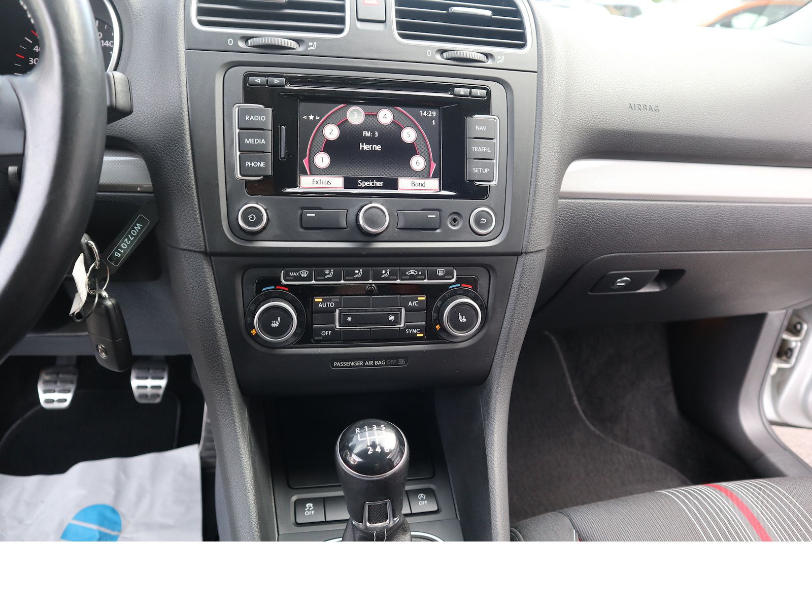 Fahrzeugabbildung Volkswagen Golf Match BlueMotion 1hd Navi Scheckheftgepfleg