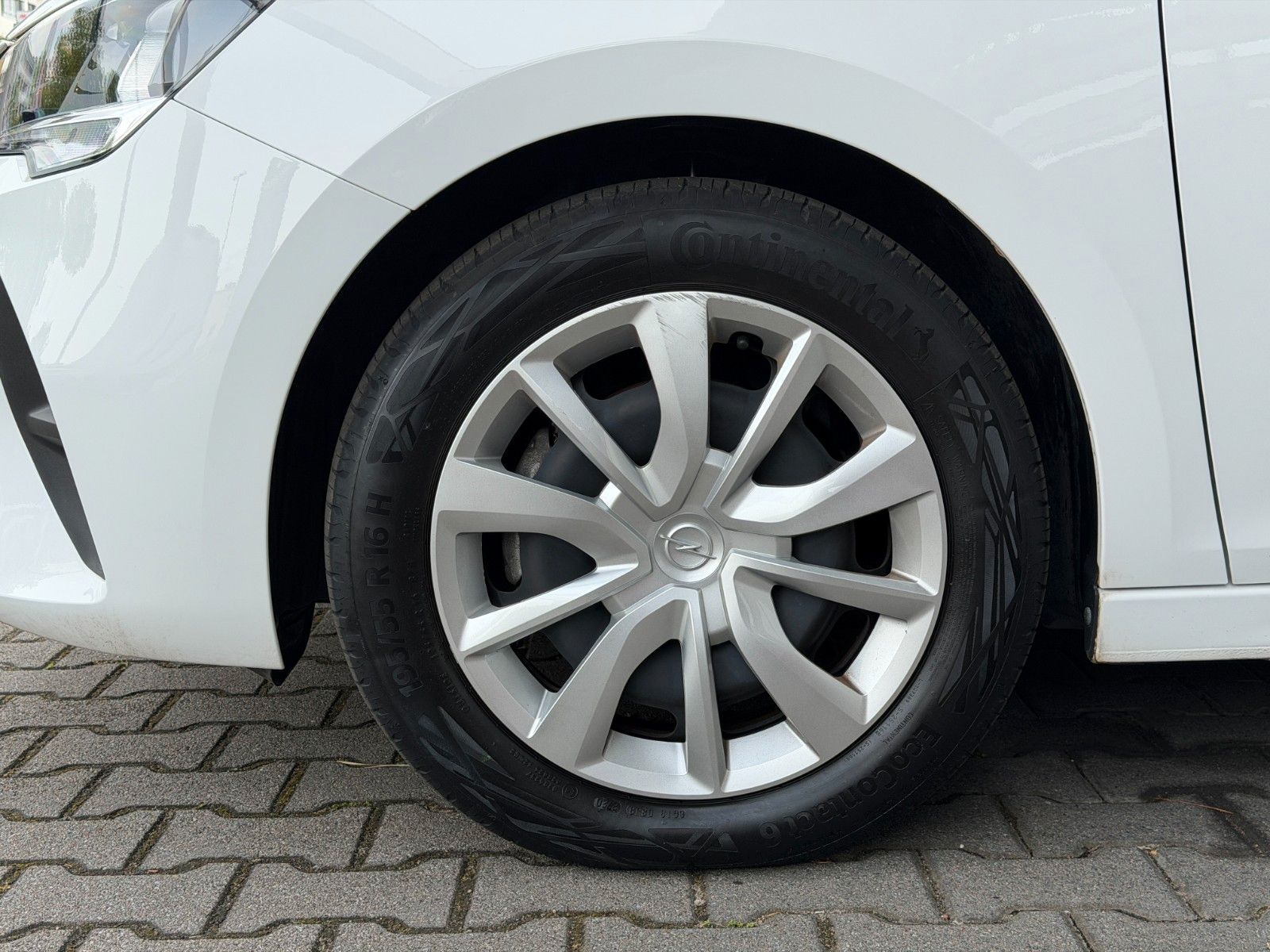 Fahrzeugabbildung Opel Corsa F Edition 100PS PDC/Tempomat!