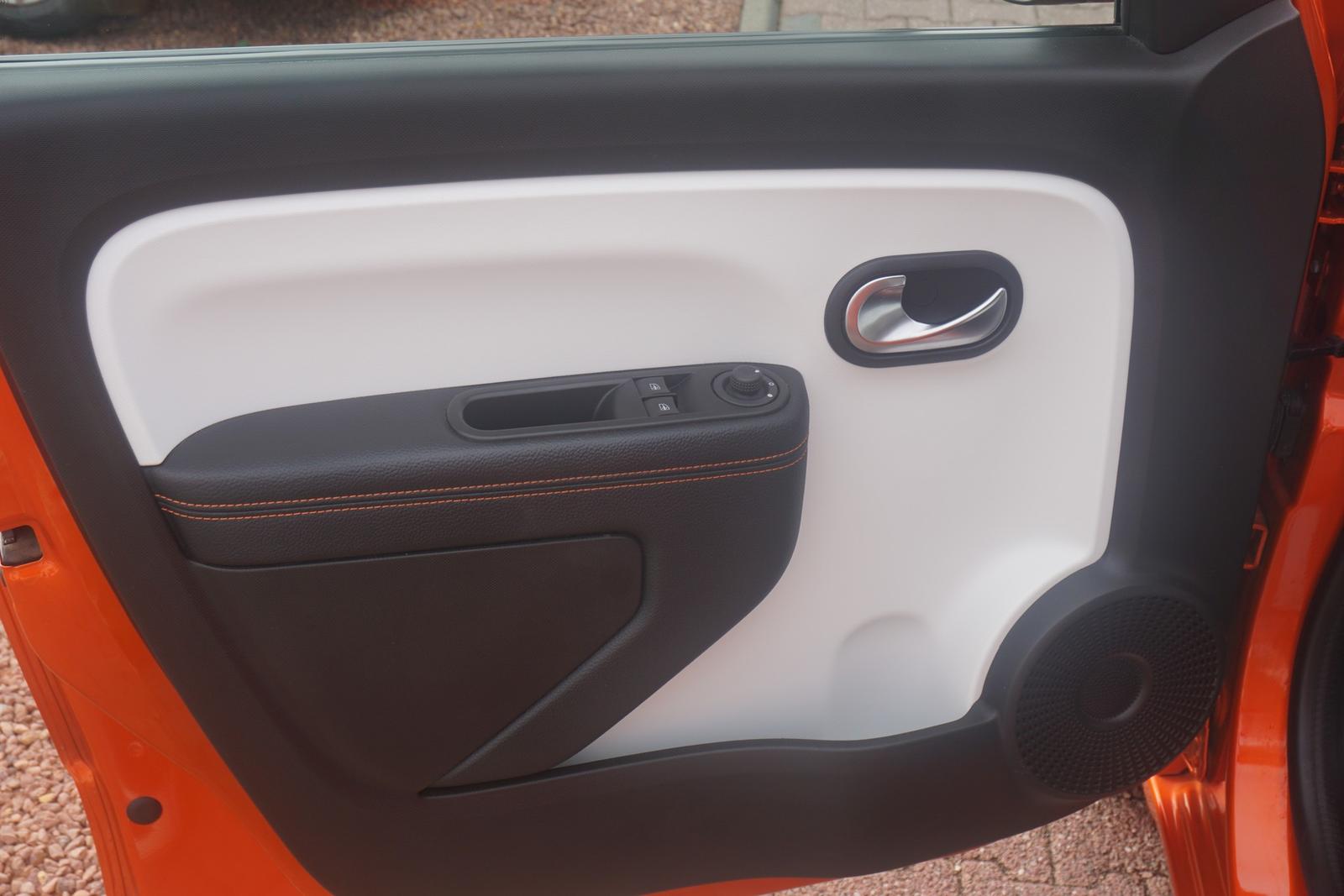 Renault Twingo SCe 65 Vibes Navi Sitzheizung Klimaaut.