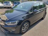 Volkswagen Golf Sportsvan - Volkswagen Golf: Pickup