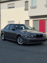 BMW E39 530i Individual - ROSTFREI - BMW 530 aus 2002: 530i