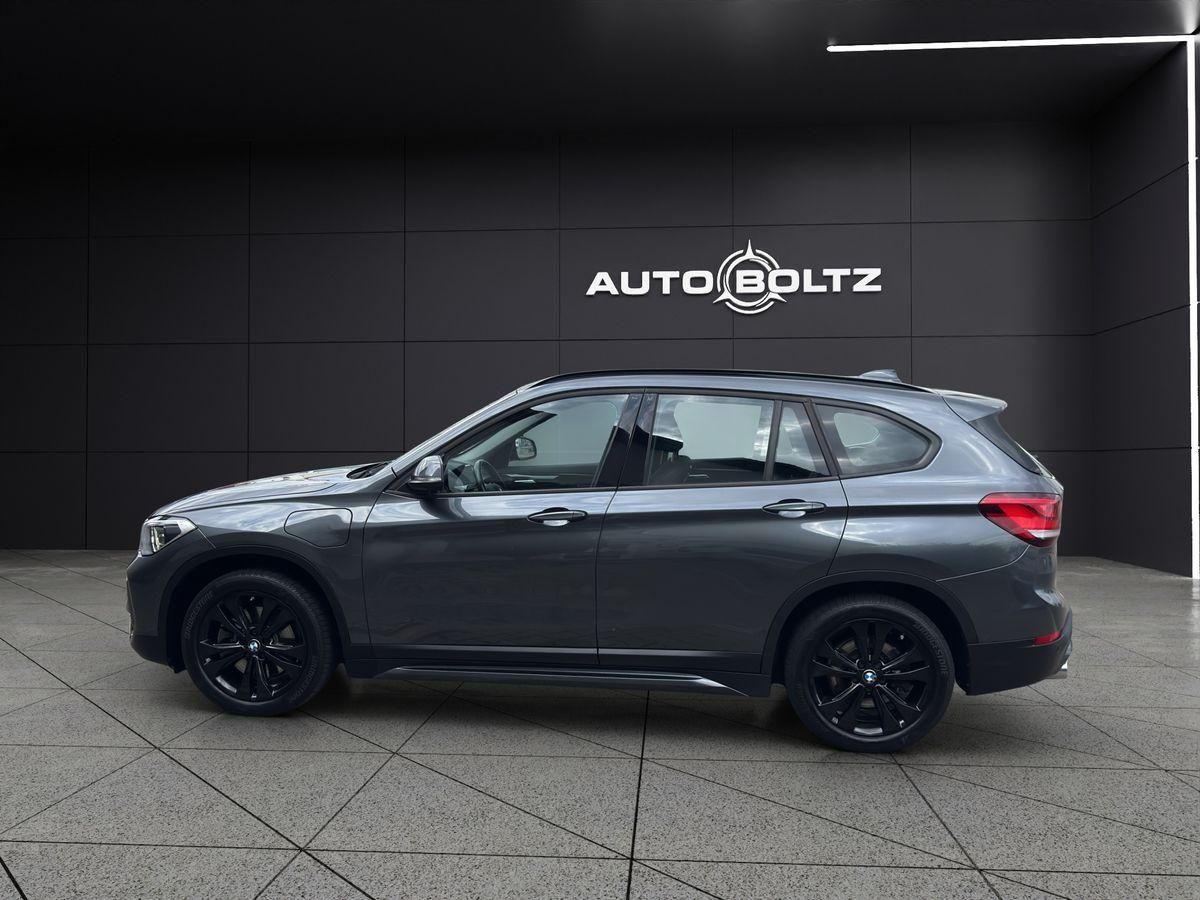 BMW X1 xDrive 25 e Sport Line LED AHK Kamera imagem 3