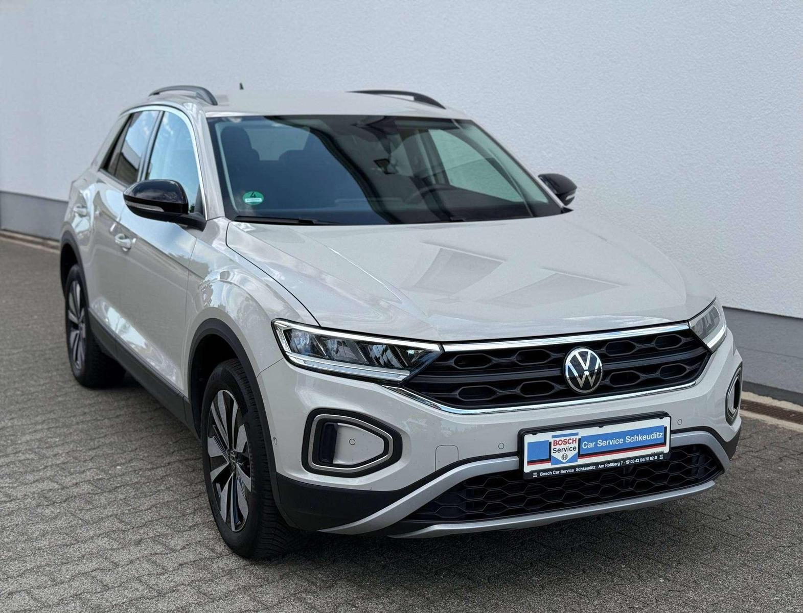Volkswagen T-Roc Goal Navi Sitzheizung Tempomat PDC v+h, Ei