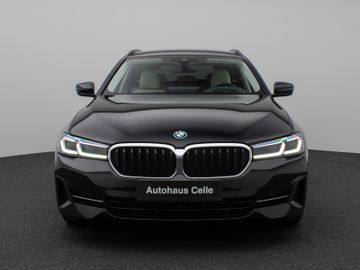 Fahrzeugabbildung BMW 530e Tour HUD Laser Sportsitz Komfortzugang