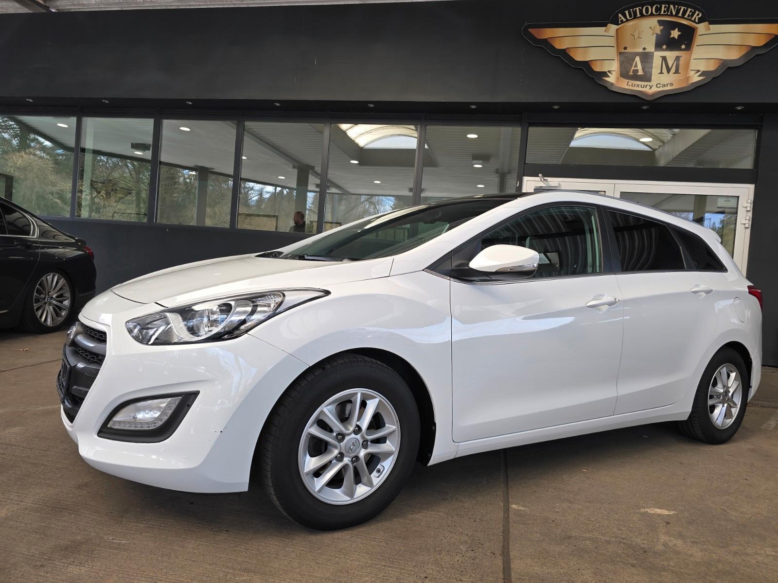 Hyundai i30 Kombi 1.6 GDi blue Passion Automatik Park/LM