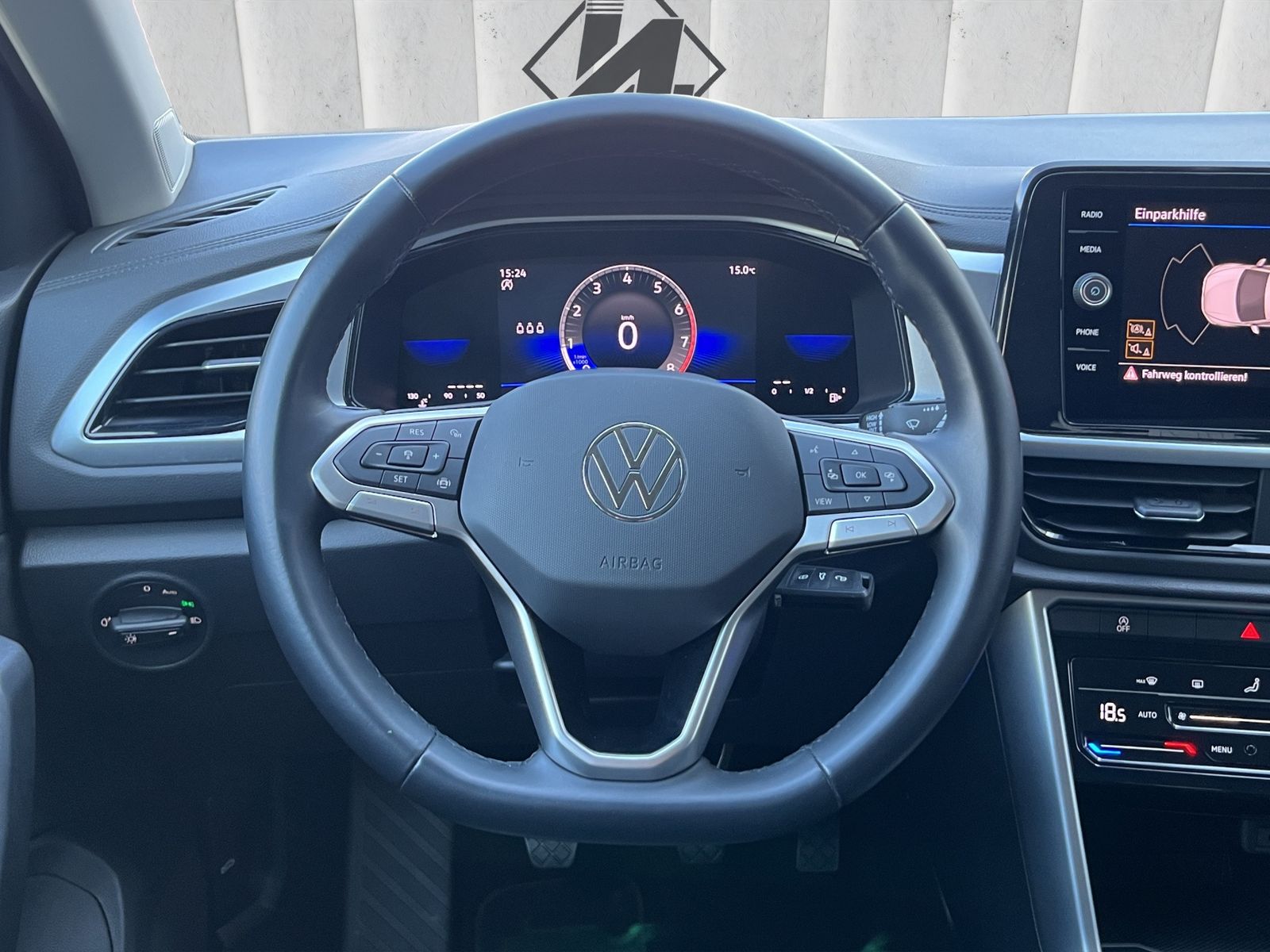 Fahrzeugabbildung Volkswagen T-Roc Life*PDC*ViCo*SmartLink