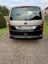 Volkswagen T6 Multivan - Volkswagen T6 Multivan mit Diesel-Antrieb: Kombi