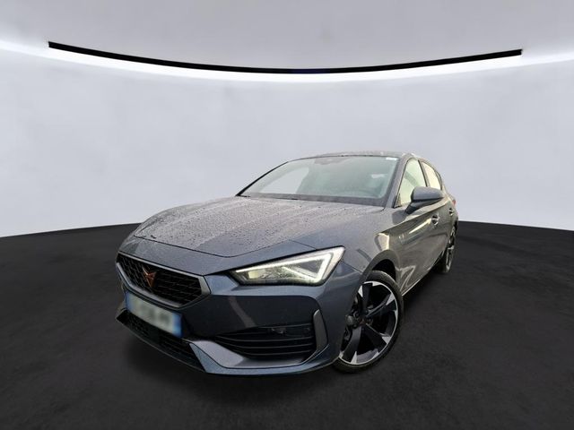 Leon 1.5 eTSI DSG*NAVI*KAMERA*AMBIENTE*