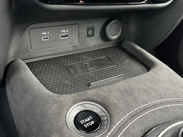 Fahrzeugabbildung Nissan Juke 1.6 Hybrid N-Design*TechPack*Bose*MJ24