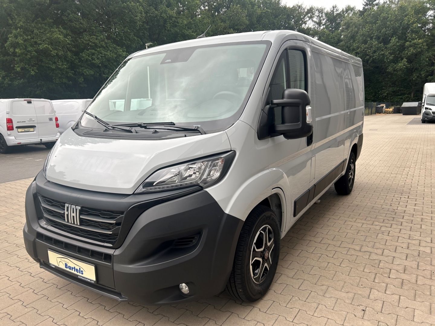 Fahrzeugabbildung Fiat Ducato Kasten 35 140 L2H1 RS 3450 mm Navi,Kamera