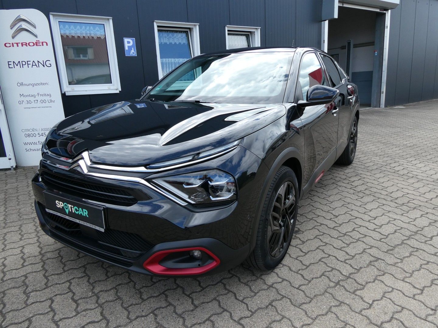 Citroën C4 PureTech 155 Stop&Start EAT8 SHINE