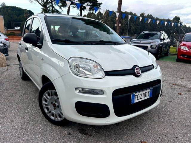 Fiat " UNA CHICCA " Fiat Panda 1.3 MJT 80 CV Easy