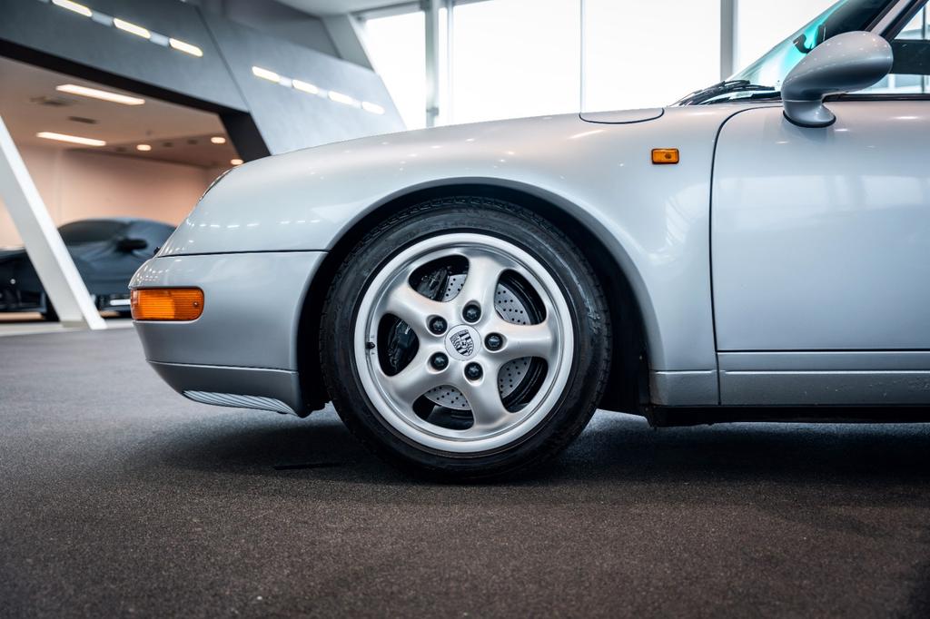 Porsche 993