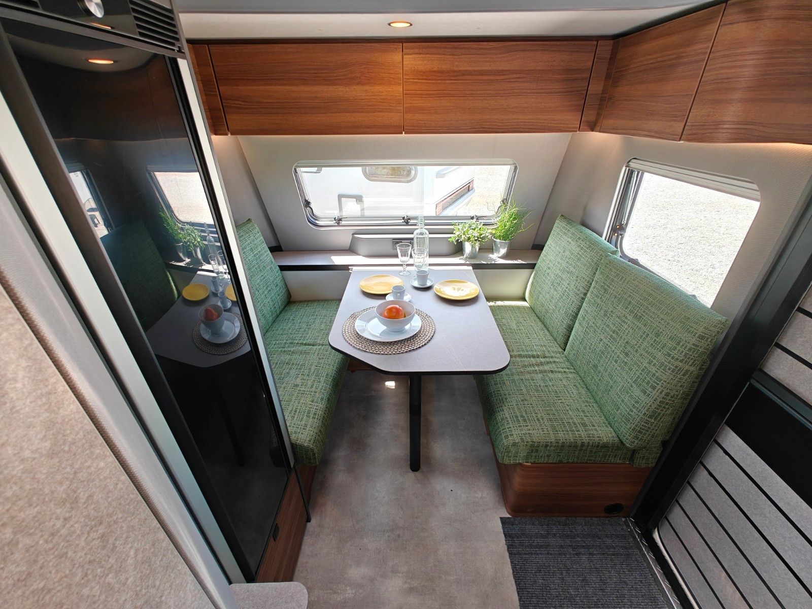 Fahrzeugabbildung HYMER / ERIBA / HYMERCAR Feeling 442 2026