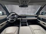 Land Rover Defender 110 P400 First Edition el. AHK Kühlfach - Land Rover Defender: Edition