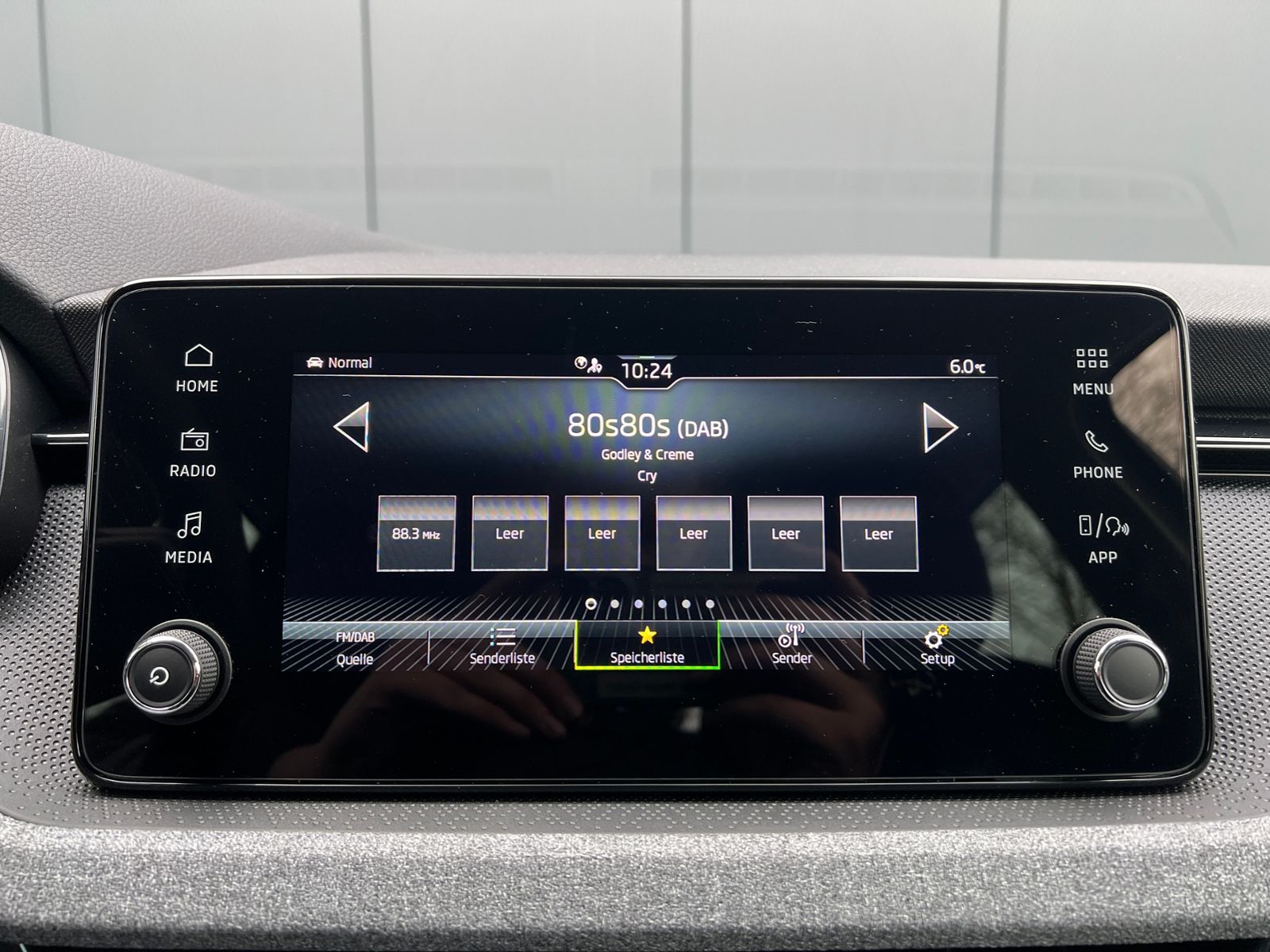 Fahrzeugabbildung SKODA Kamiq Tour 1.0 TSI DSG *AHK, Matrix, ACC, SmartL