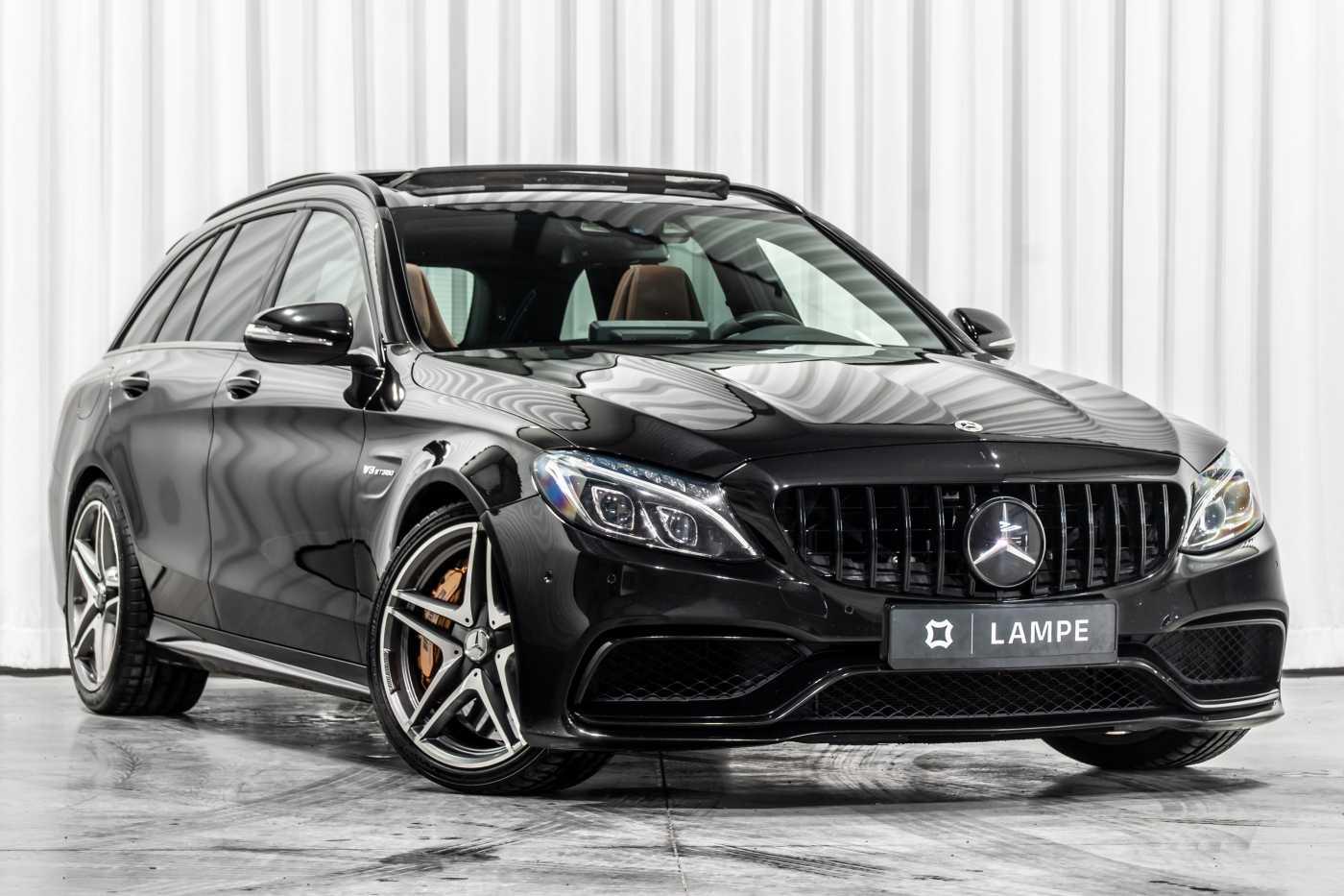 Mercedes-Benz C 63 AMG S Break LichteVracht Keramische Remmen 