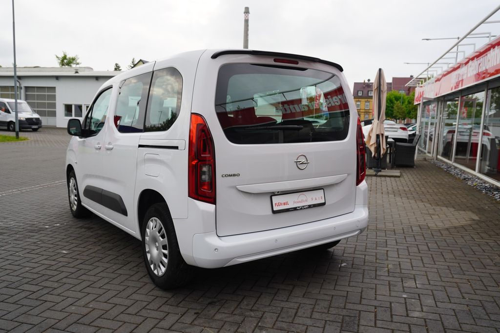 Opel Combo — fotografia 3