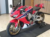 Honda CBR 1000 RR Fireblade SP 25TH Anniversary - Angebote