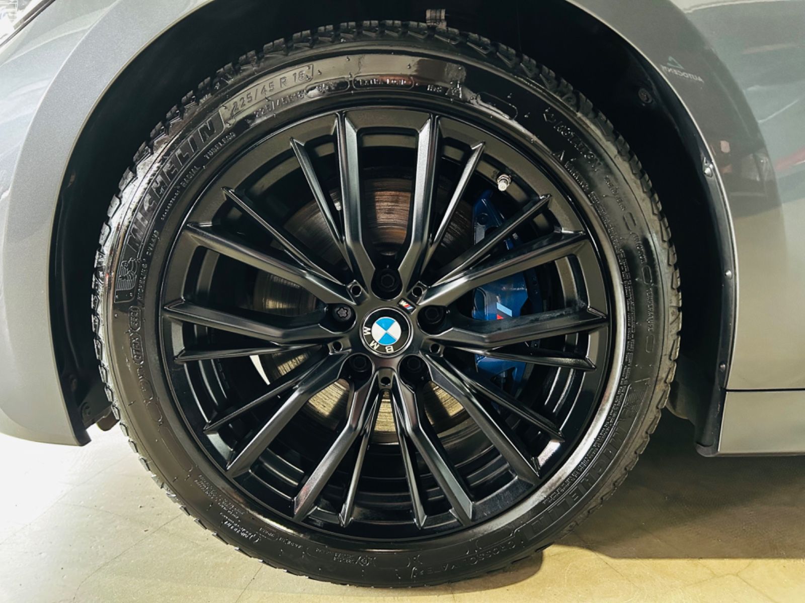 BMW 320 d M Sport *Laser*Head-Up*Alcantara*El.Ahk* foto 11