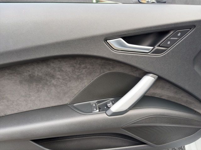 TT Roadster 2.0 TFSI Bluetooth LED Klima