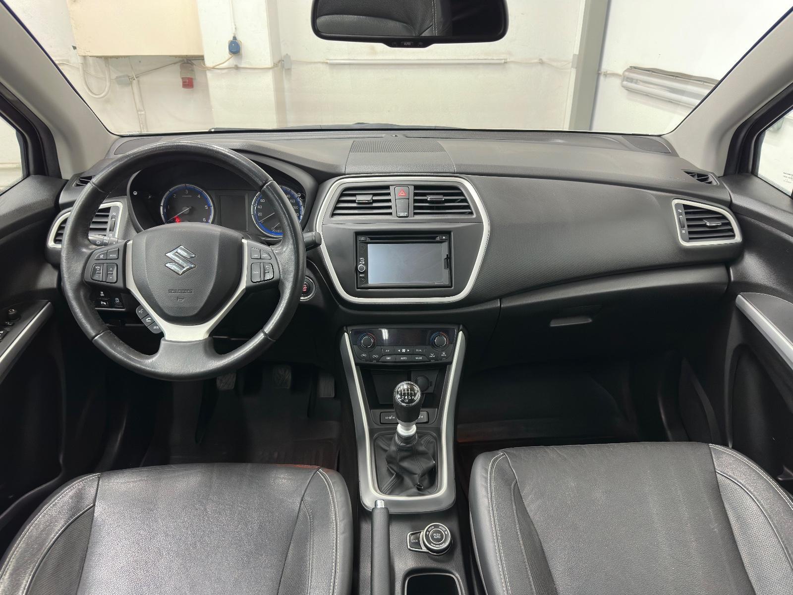 Suzuki (SX4) S-Cross 1.6 DDiS Comfort+ 4WD LEDER NAVI