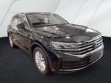 Volkswagen Touareg Elegance 3.0 TDI Luftfwk AHK Navi Kamera - Volkswagen Touareg Elegance mit Diesel-Antrieb