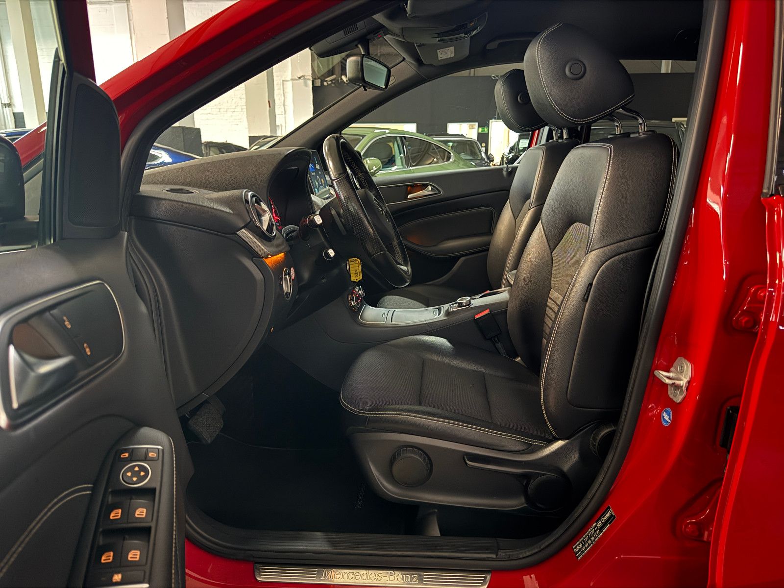 Fahrzeugabbildung Mercedes-Benz B 200 7G-DCT SPORTPAKET URBAN AMG NIGHT COMAND