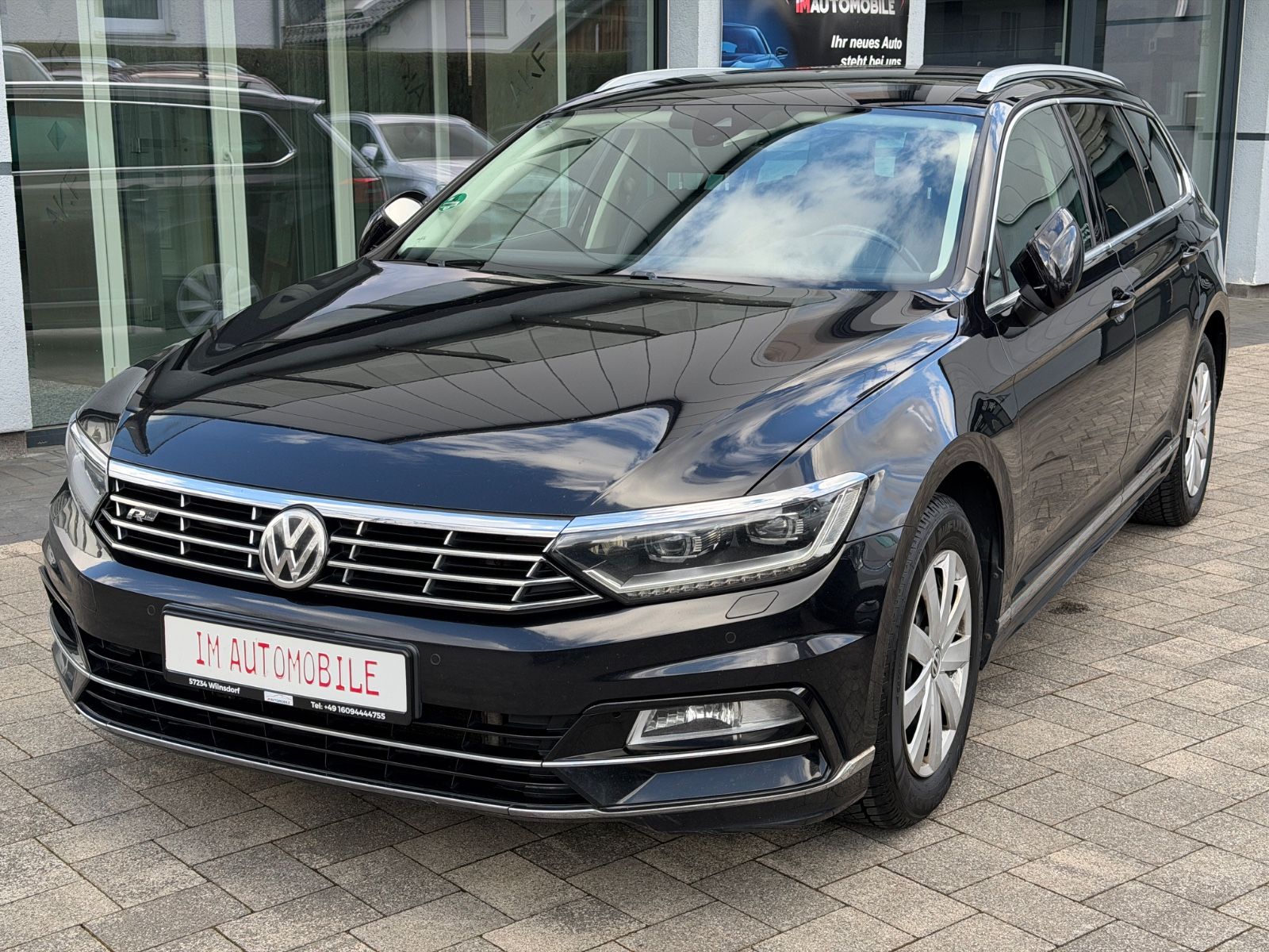 VW Passat Variant 2.0 TDI R-Line Highline DSG*ACC