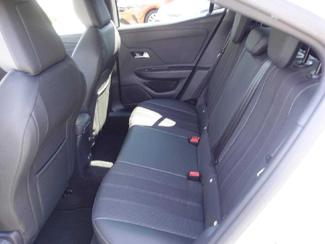 Fahrzeugabbildung Opel Mokka GS 1,2 Line Mild Hybrid