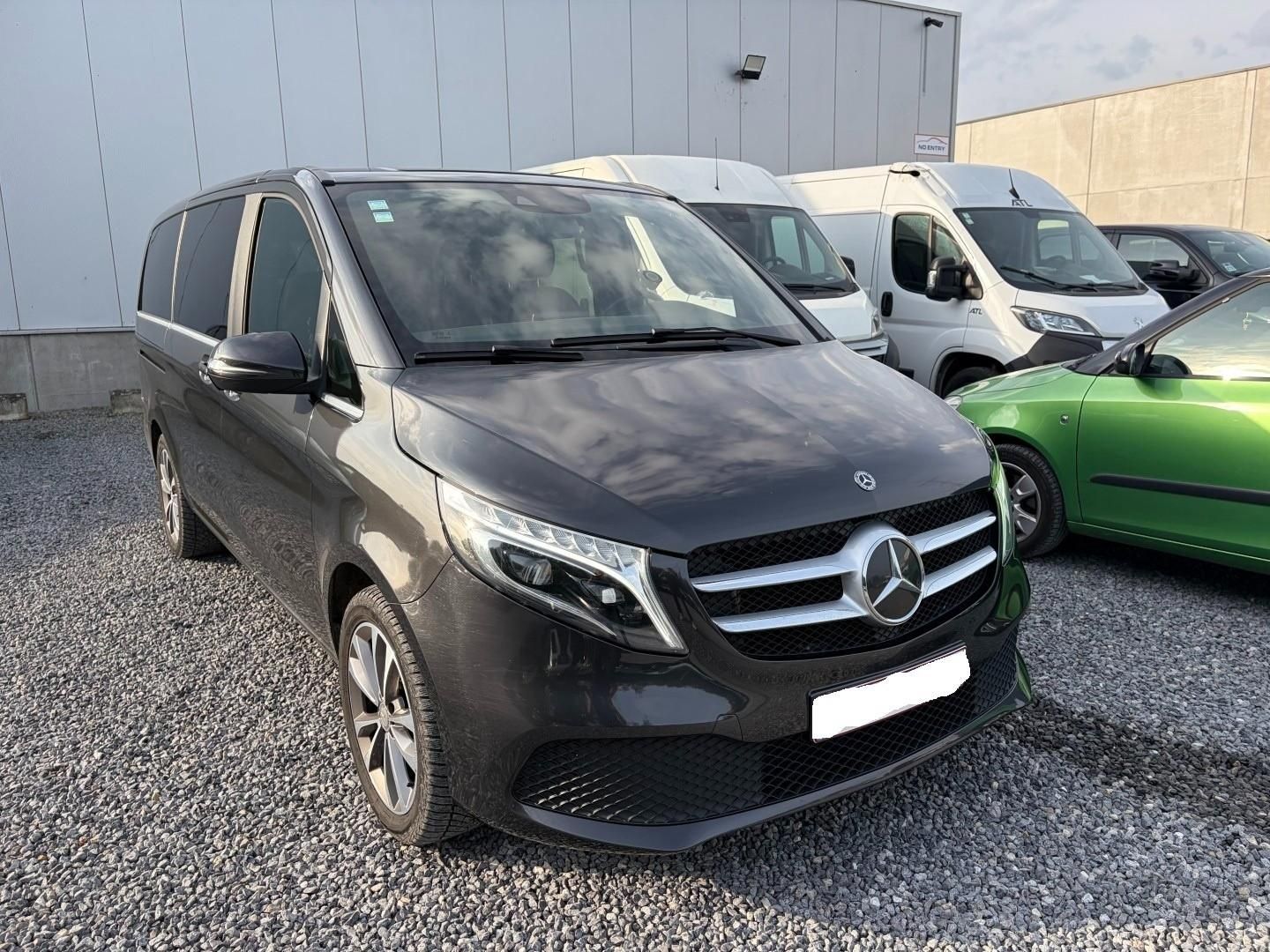 Mercedes-Benz V 250 d / Nutzfahrzeug / Leder / Navigation / LE